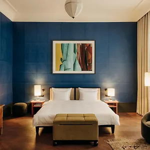 Boutique Chateau Royal Berlin