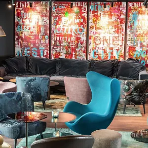 Otel One Mitte, Berlin