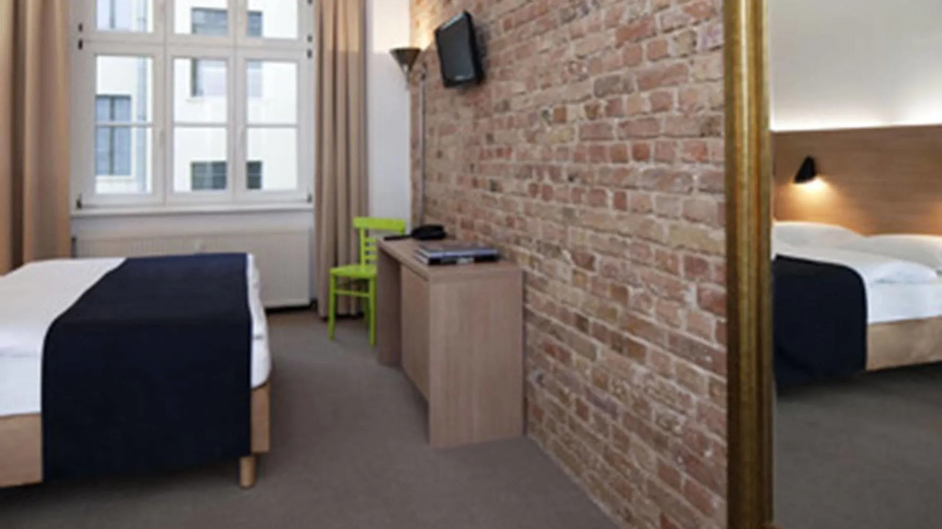 Hotel 38 Berlin 3*,